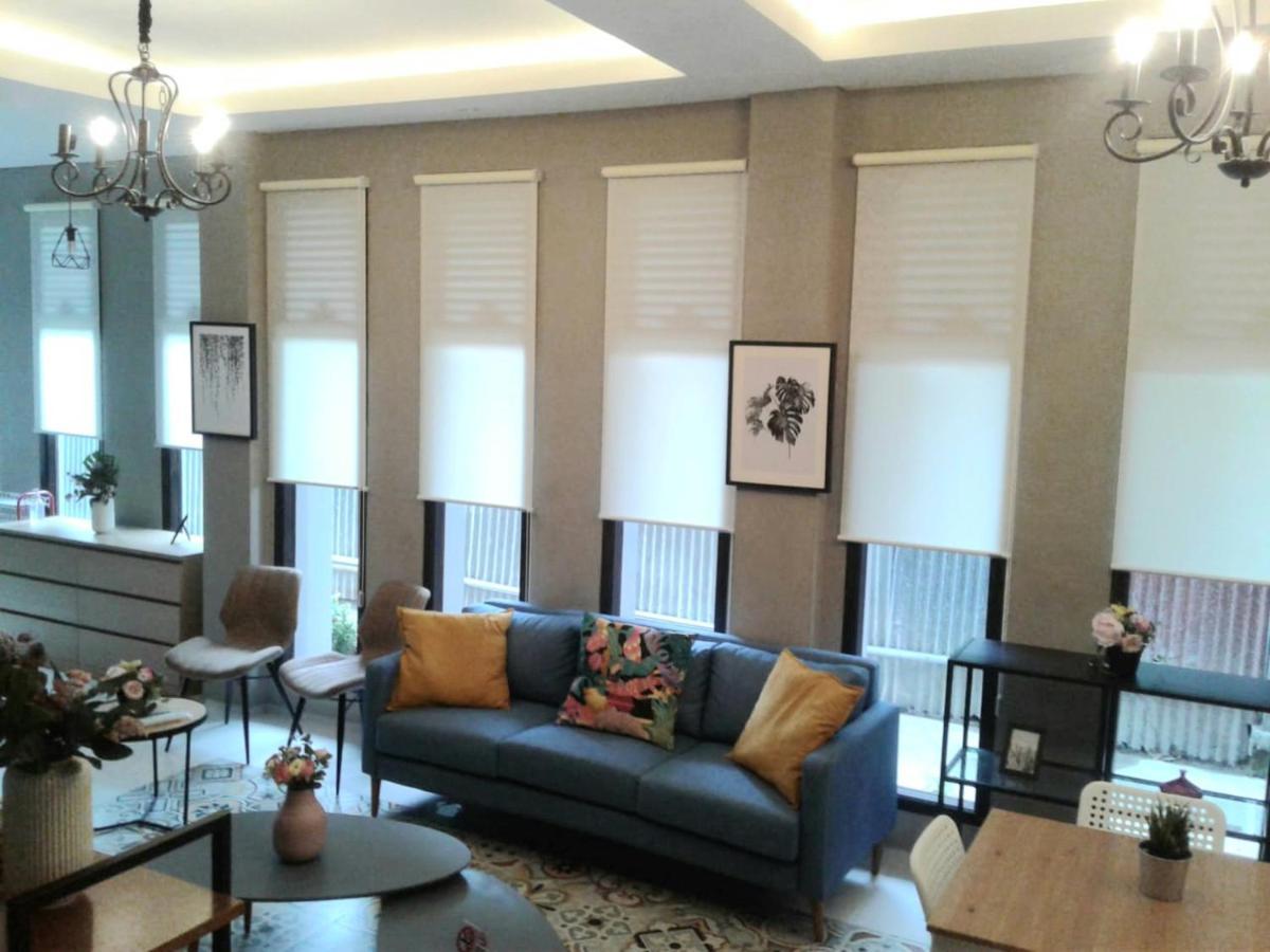 Sabi Guest House - Strategic Family -Married Couples Only- Hostel In Prawirotaman Yogyakarta Esterno foto