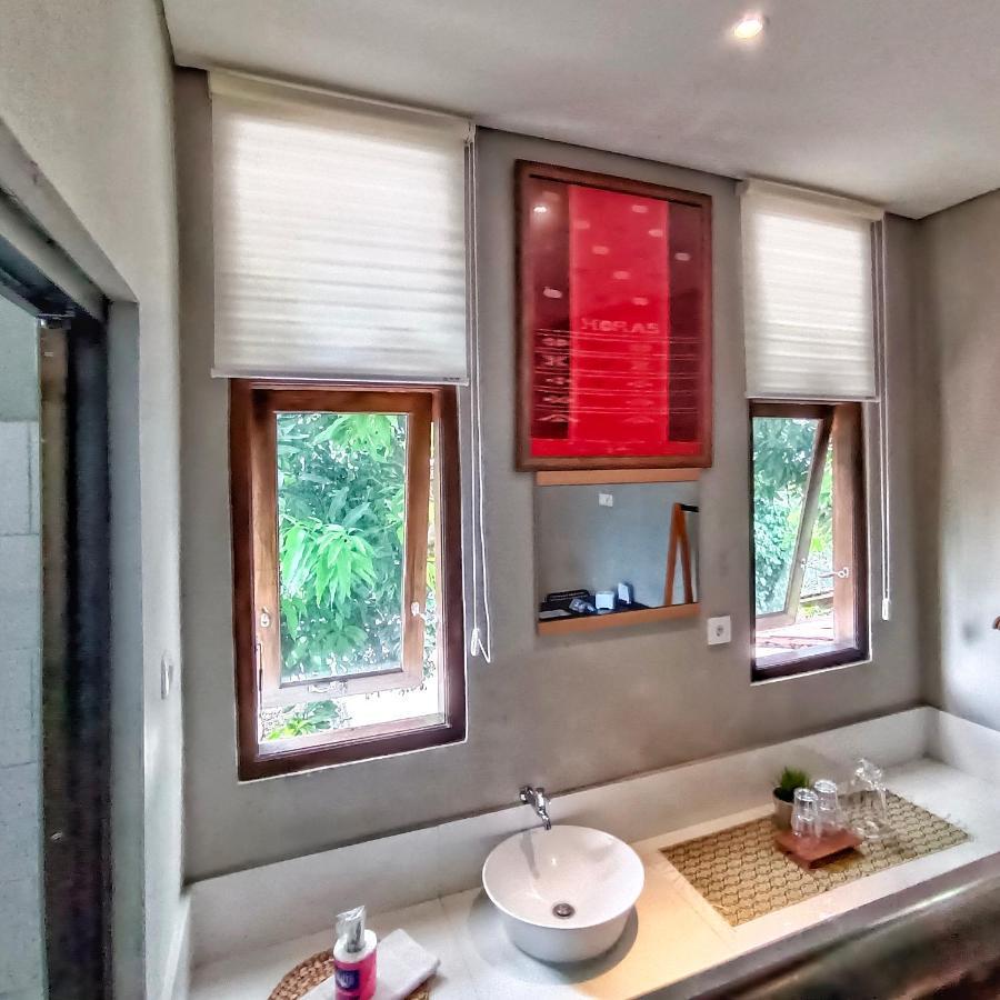 Sabi Guest House - Strategic Family -Married Couples Only- Hostel In Prawirotaman Yogyakarta Esterno foto