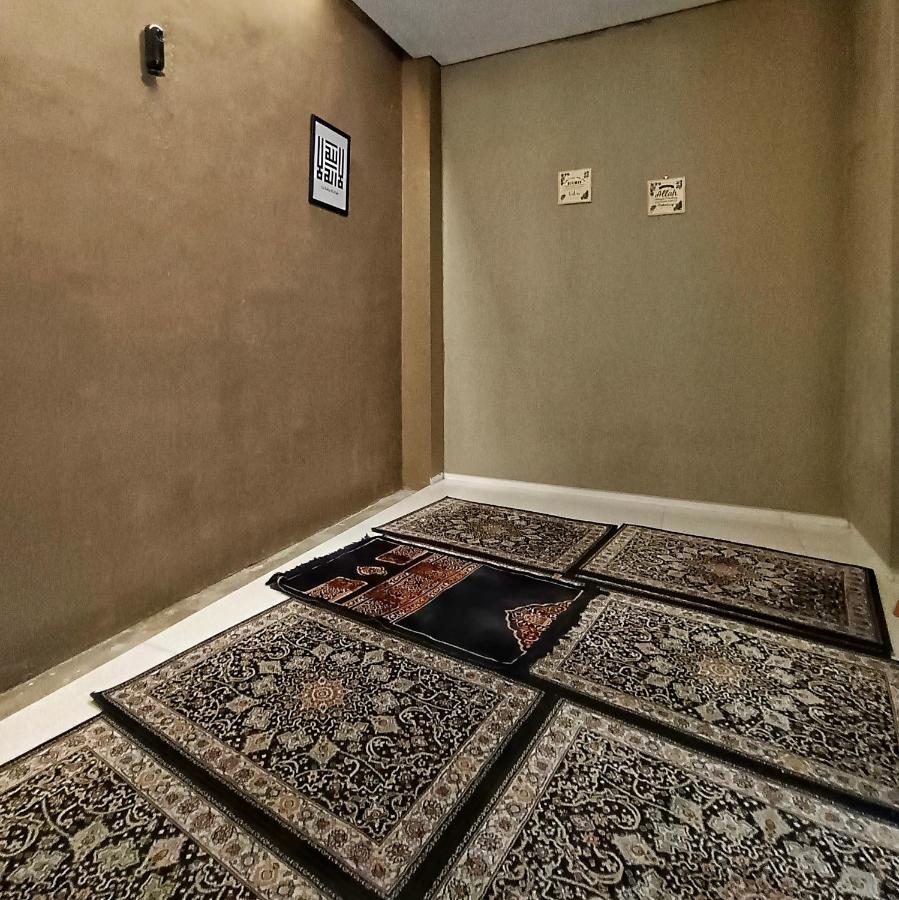 Sabi Guest House - Strategic Family -Married Couples Only- Hostel In Prawirotaman Yogyakarta Esterno foto